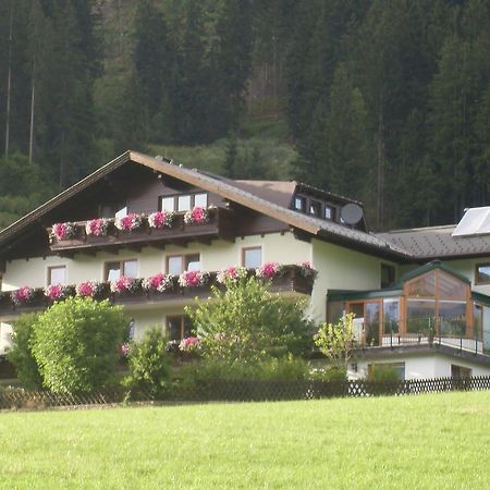Gaestehaus Huber Fruehstueckspension Шладминг Екстериор снимка