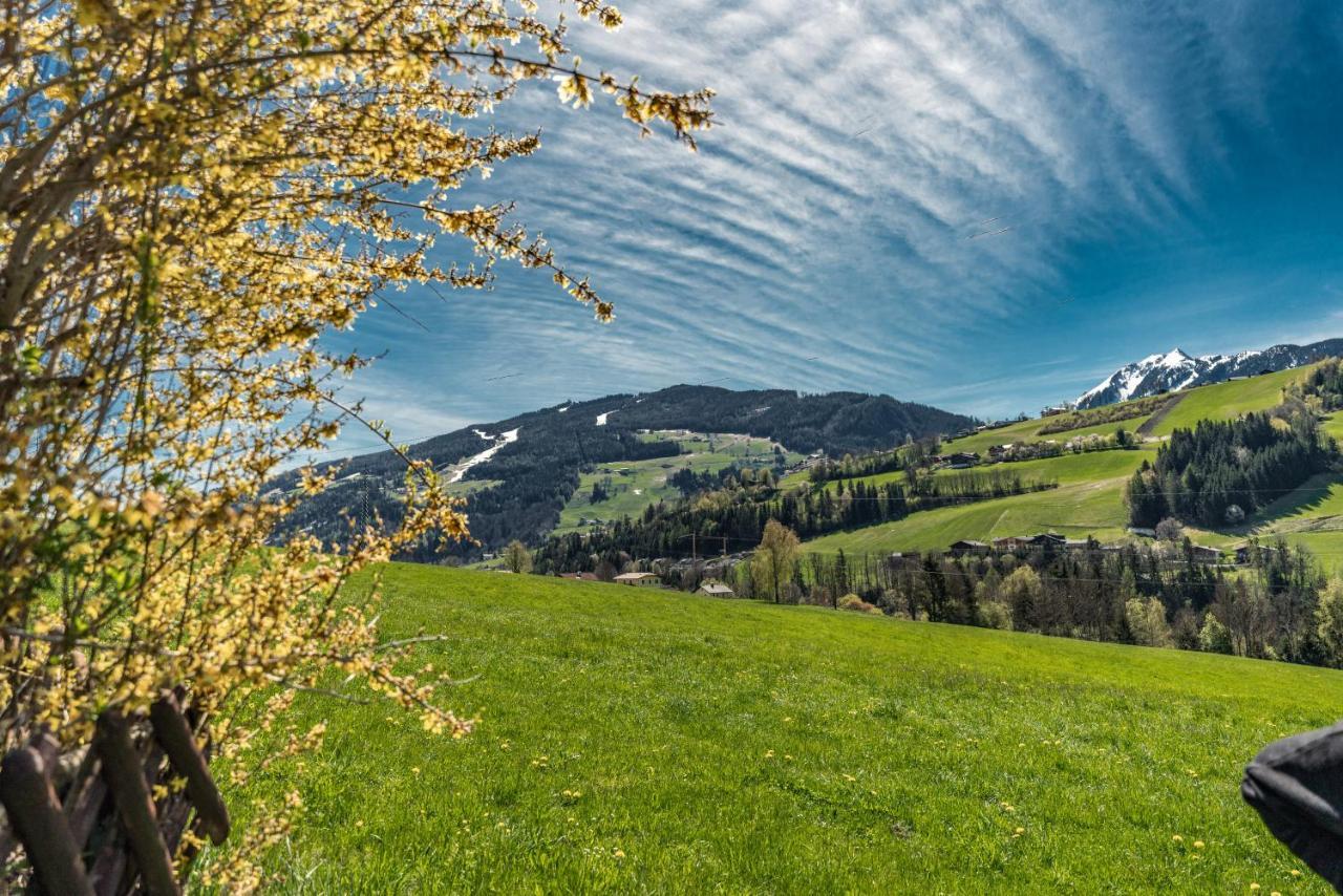 Gaestehaus Huber Fruehstueckspension Шладминг Екстериор снимка